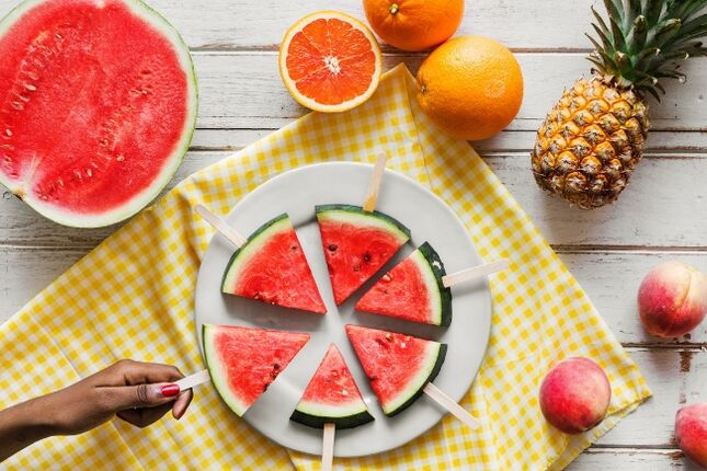watermelon slices and fruits